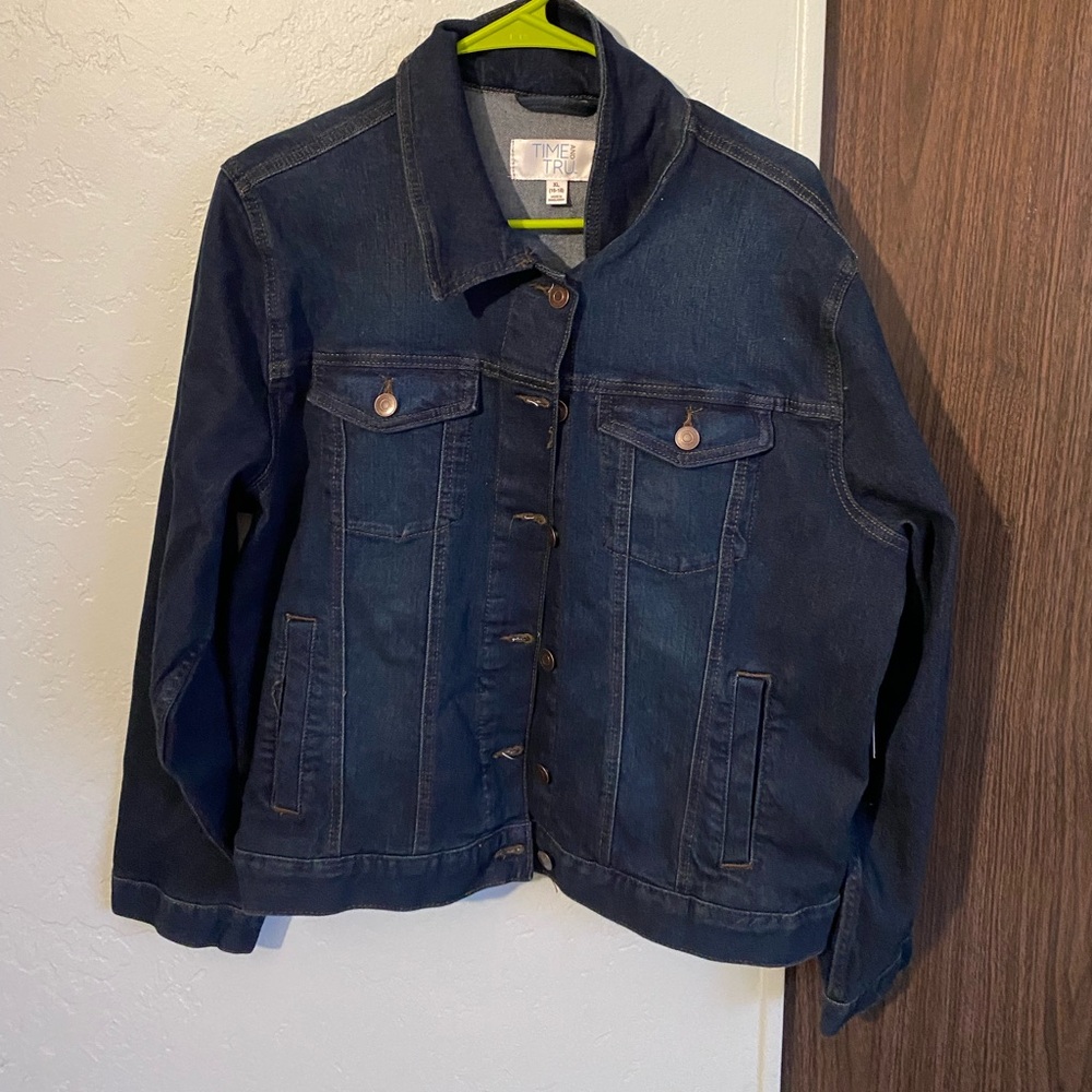 NWT Dark wash denim Jean jacket